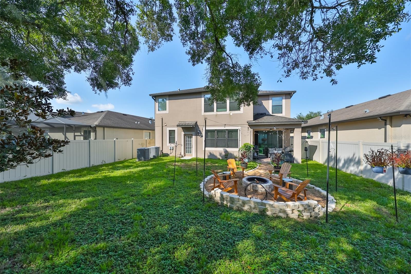 11650 PALMETTO PINE ST