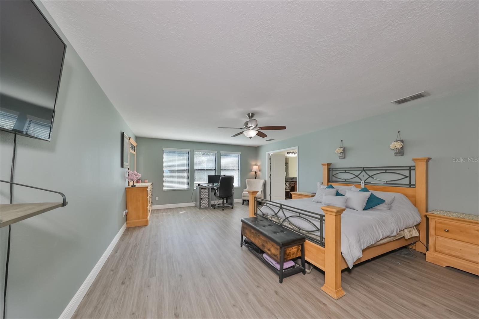 11650 PALMETTO PINE ST