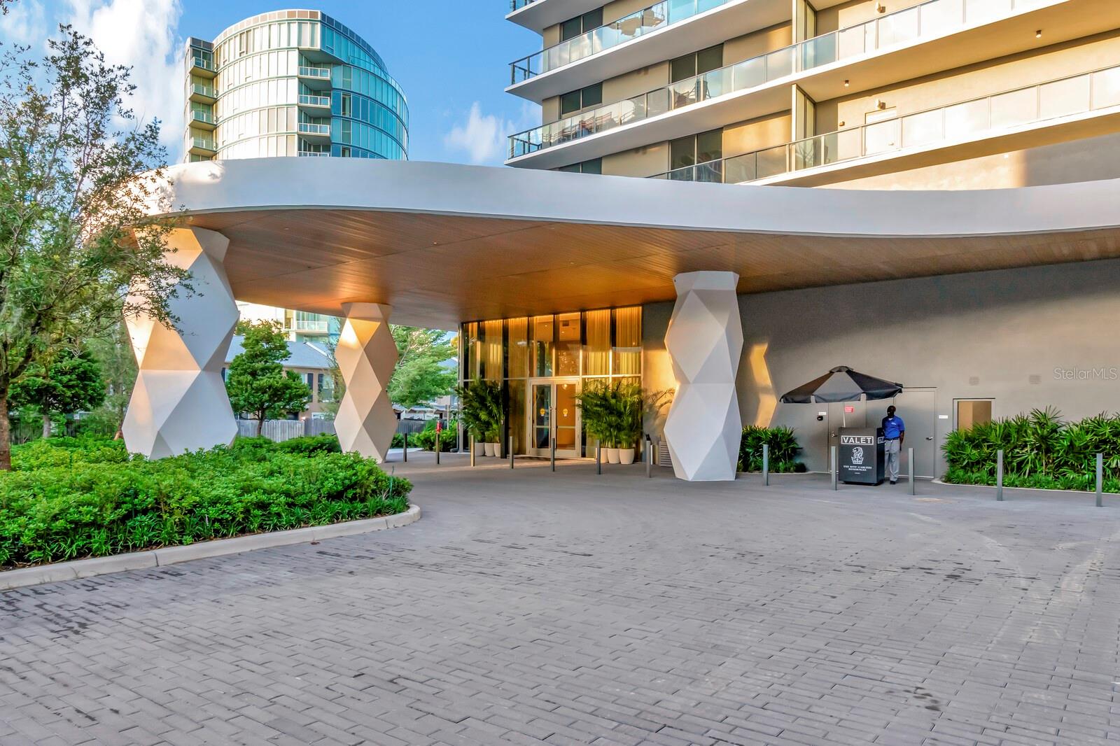 2912 W SANTIAGO ST #PH2402