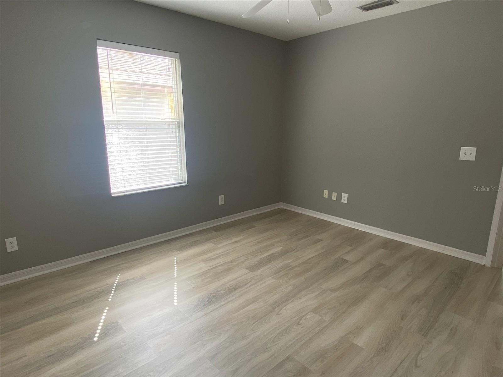 7519 OXFORD GARDEN CIR