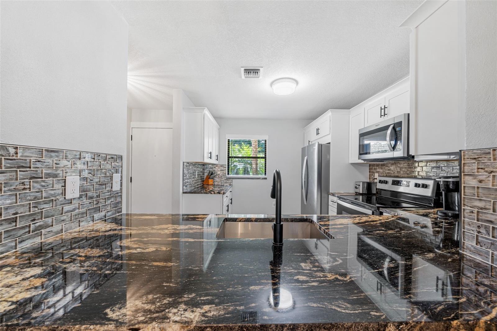 2700 NEBRASKA AVE #4-103