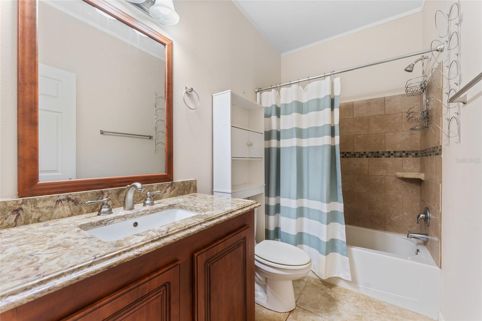 5151 FOREST GLENN DR