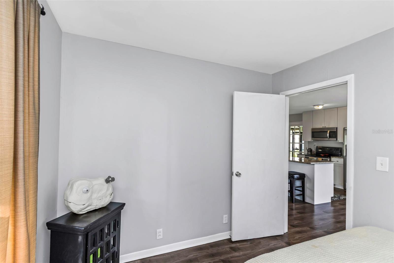 4407 W BAY VILLA AVE