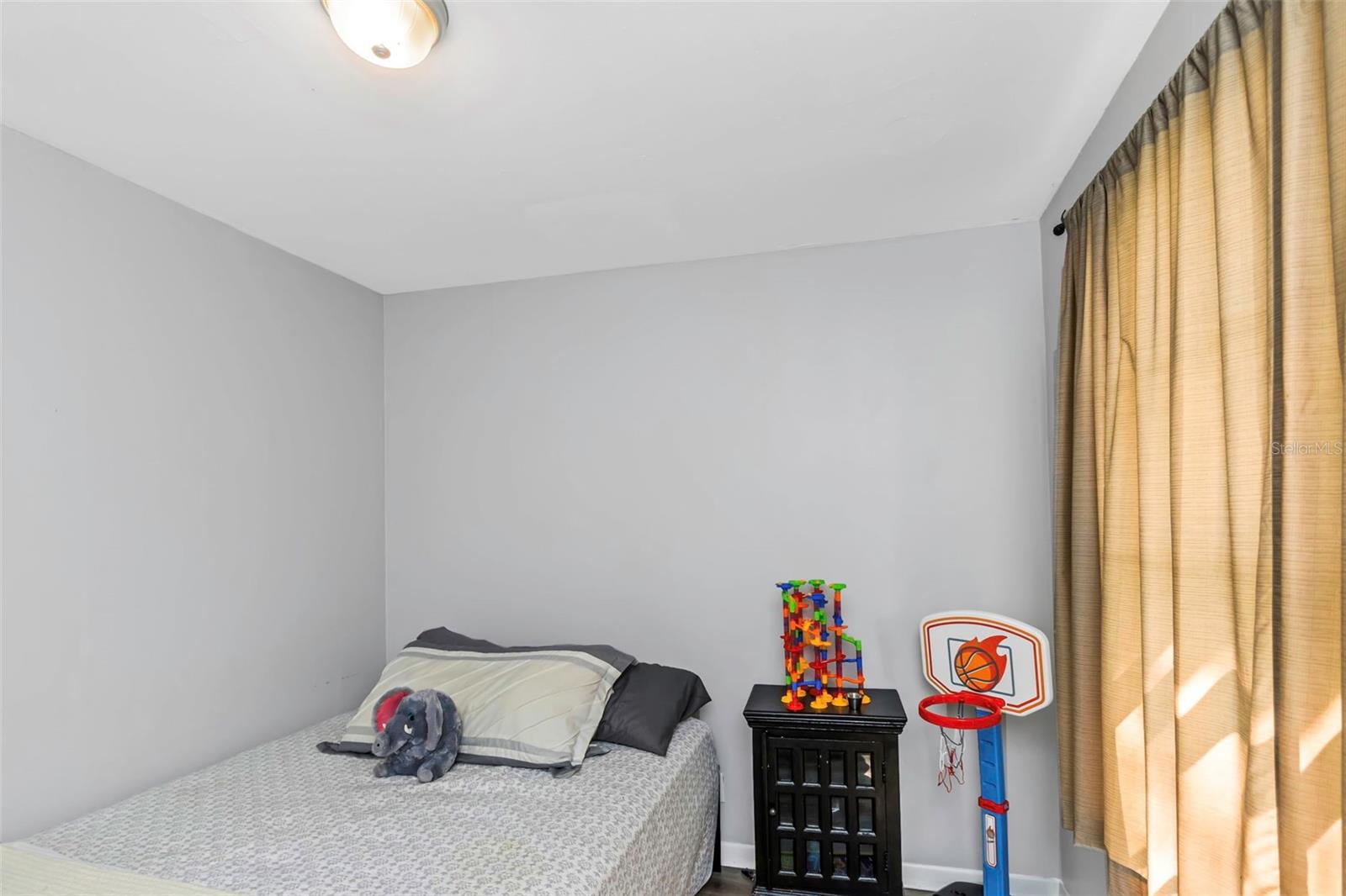 4407 W BAY VILLA AVE