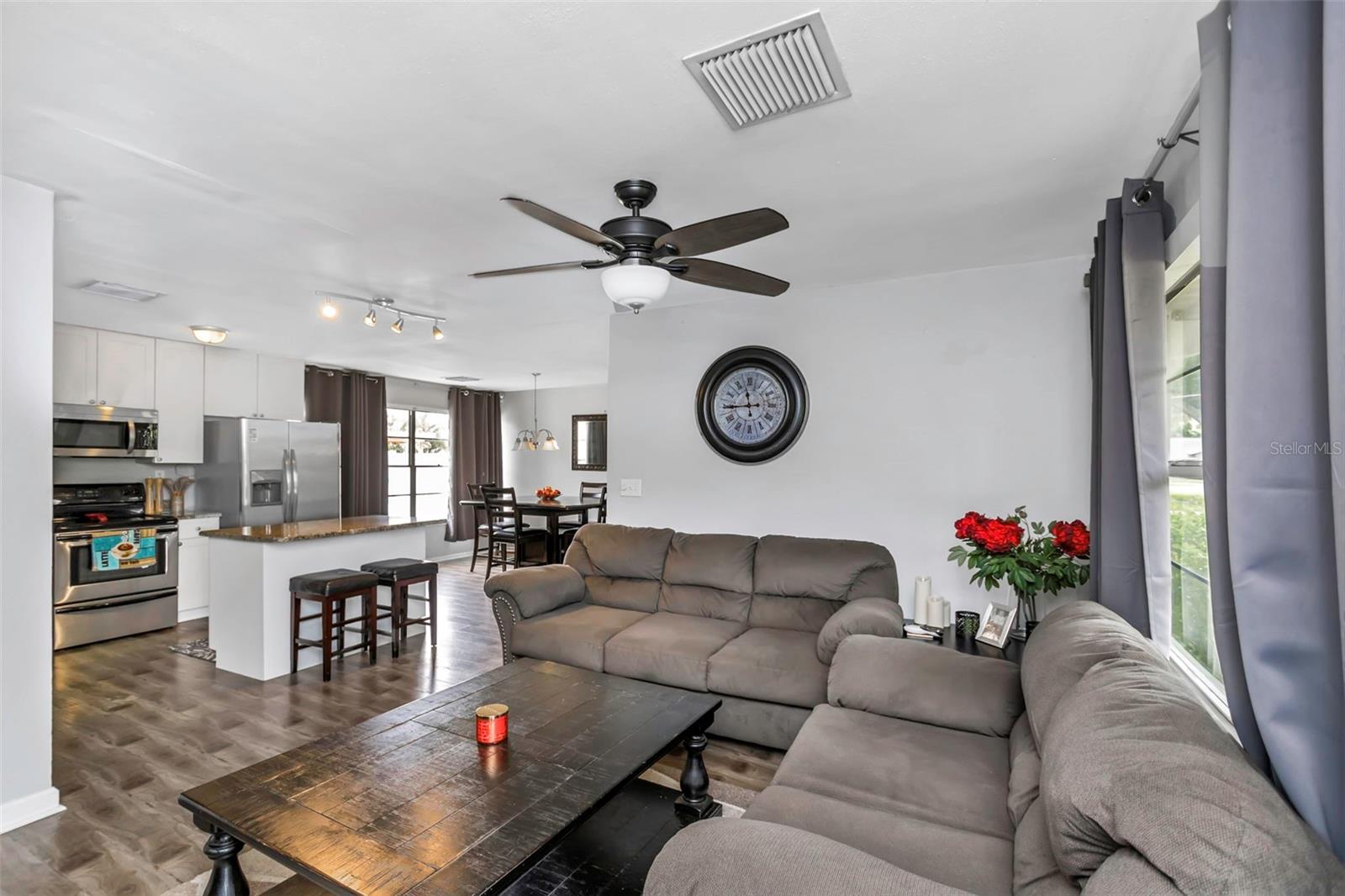 4407 W BAY VILLA AVE