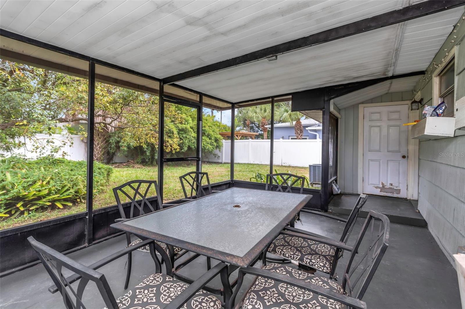 4407 W BAY VILLA AVE