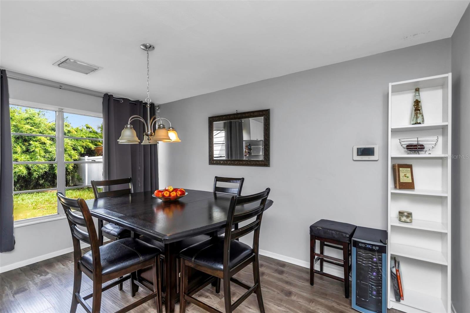 4407 W BAY VILLA AVE