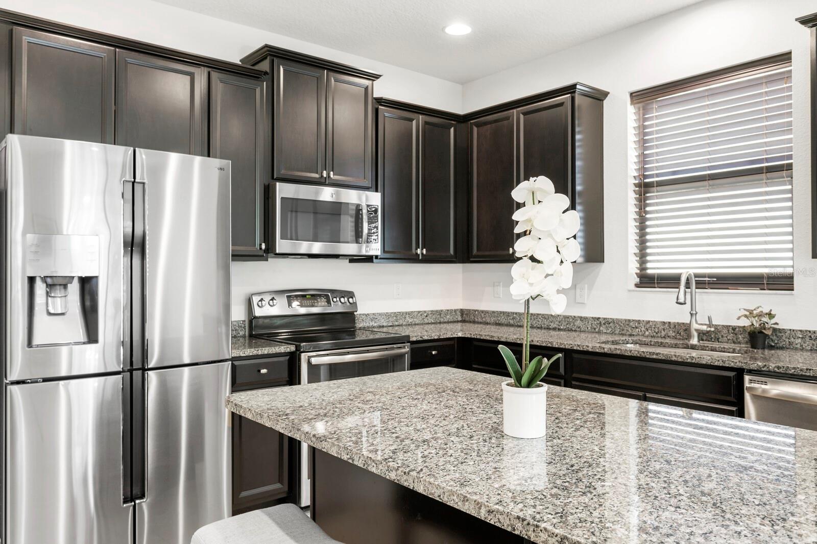 8003 WHITETAIL DEER WAY