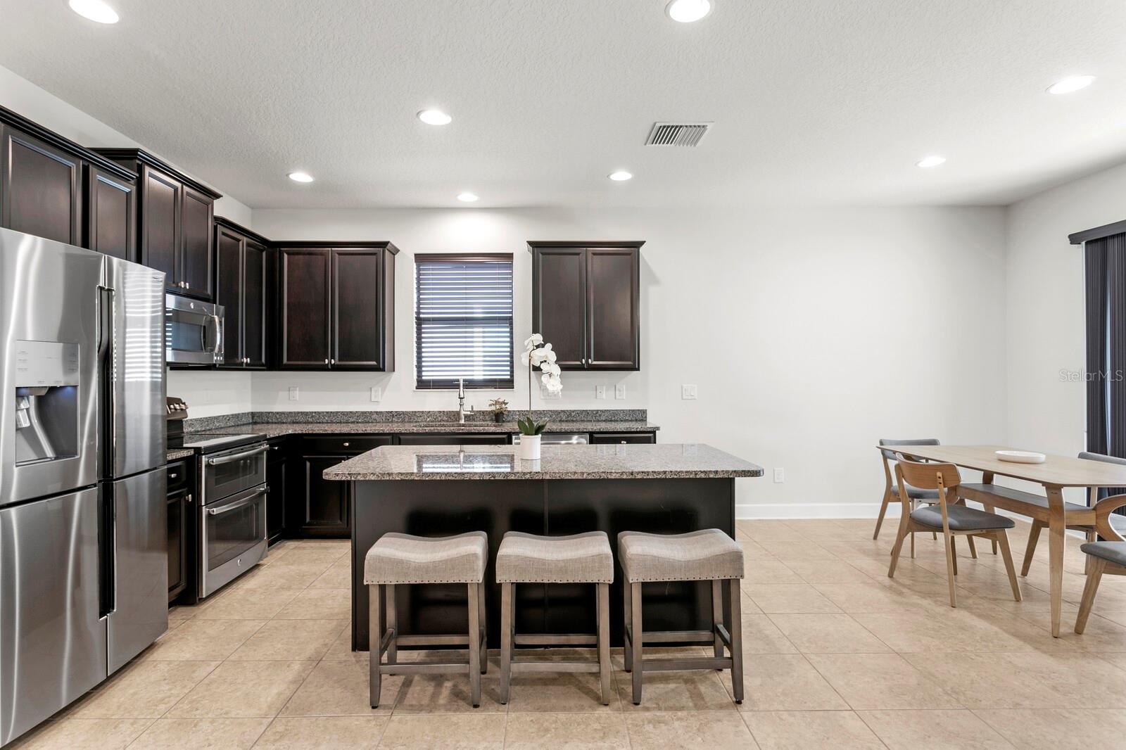 8003 WHITETAIL DEER WAY