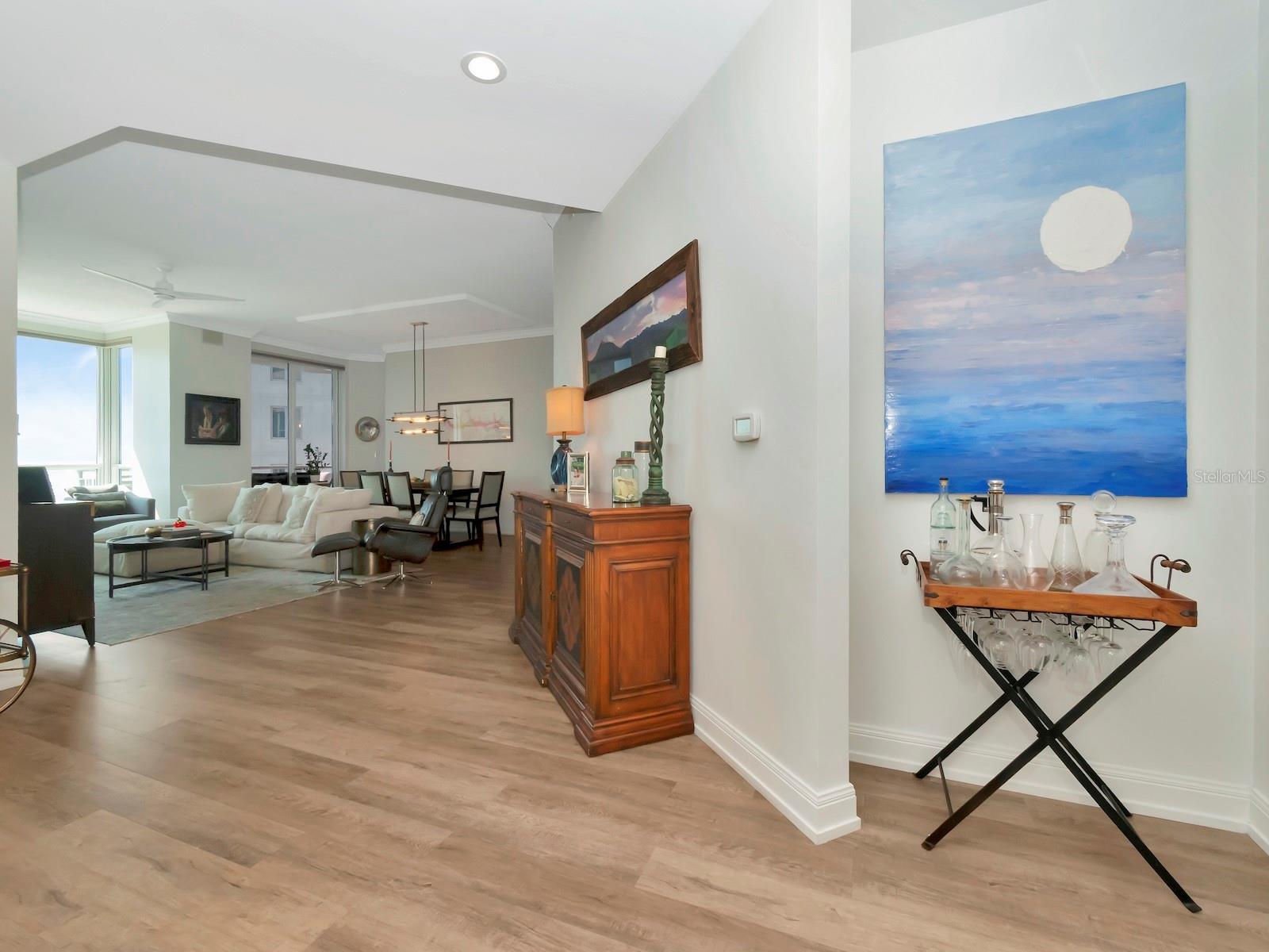 450 KNIGHTS RUN AVE #1706