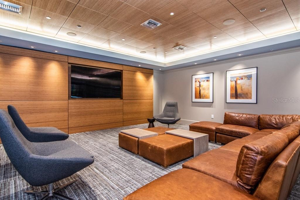 450 KNIGHTS RUN AVE #1706