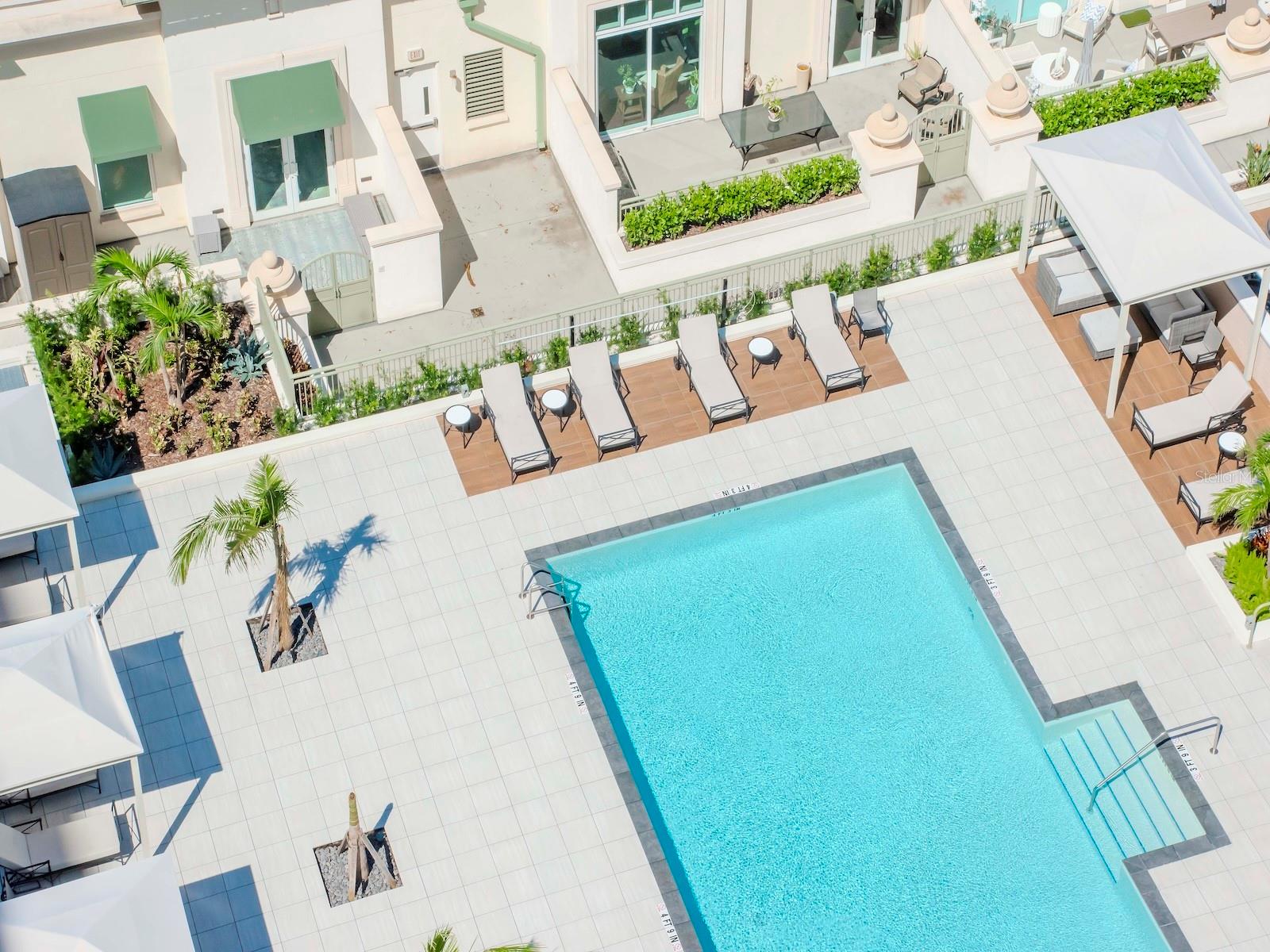 450 KNIGHTS RUN AVE #1706