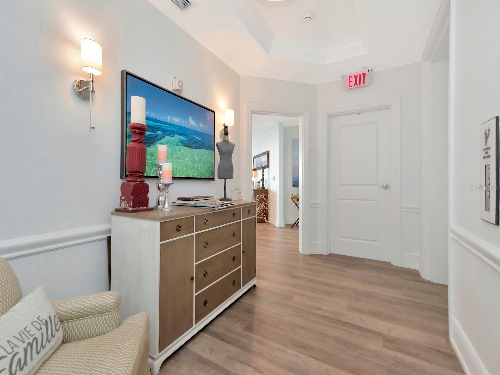 450 KNIGHTS RUN AVE #1706