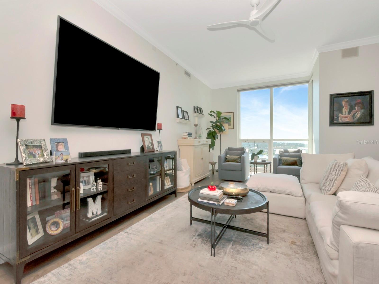 450 KNIGHTS RUN AVE #1706