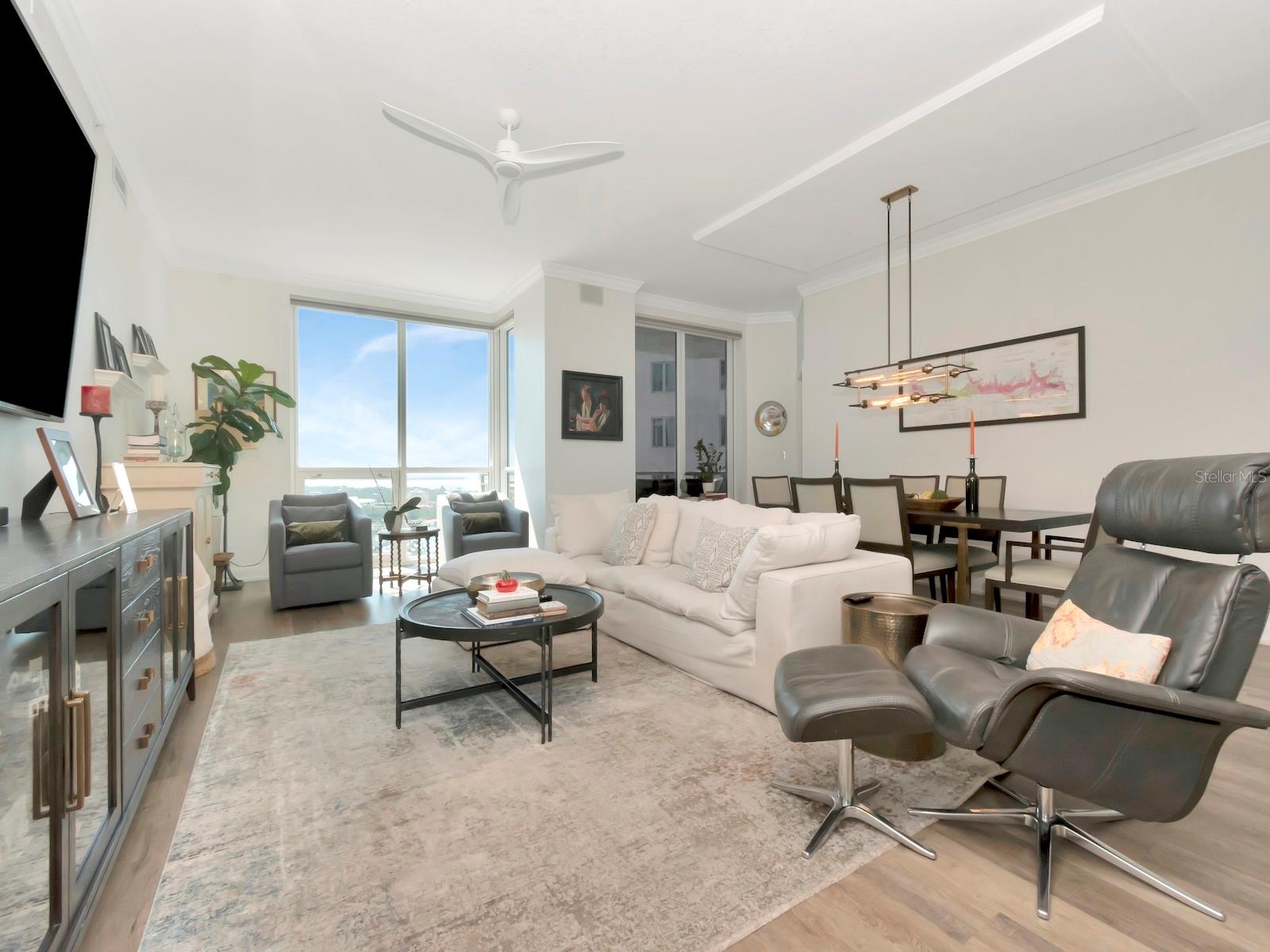 450 KNIGHTS RUN AVE #1706