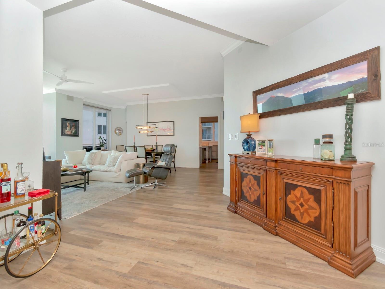 450 KNIGHTS RUN AVE #1706