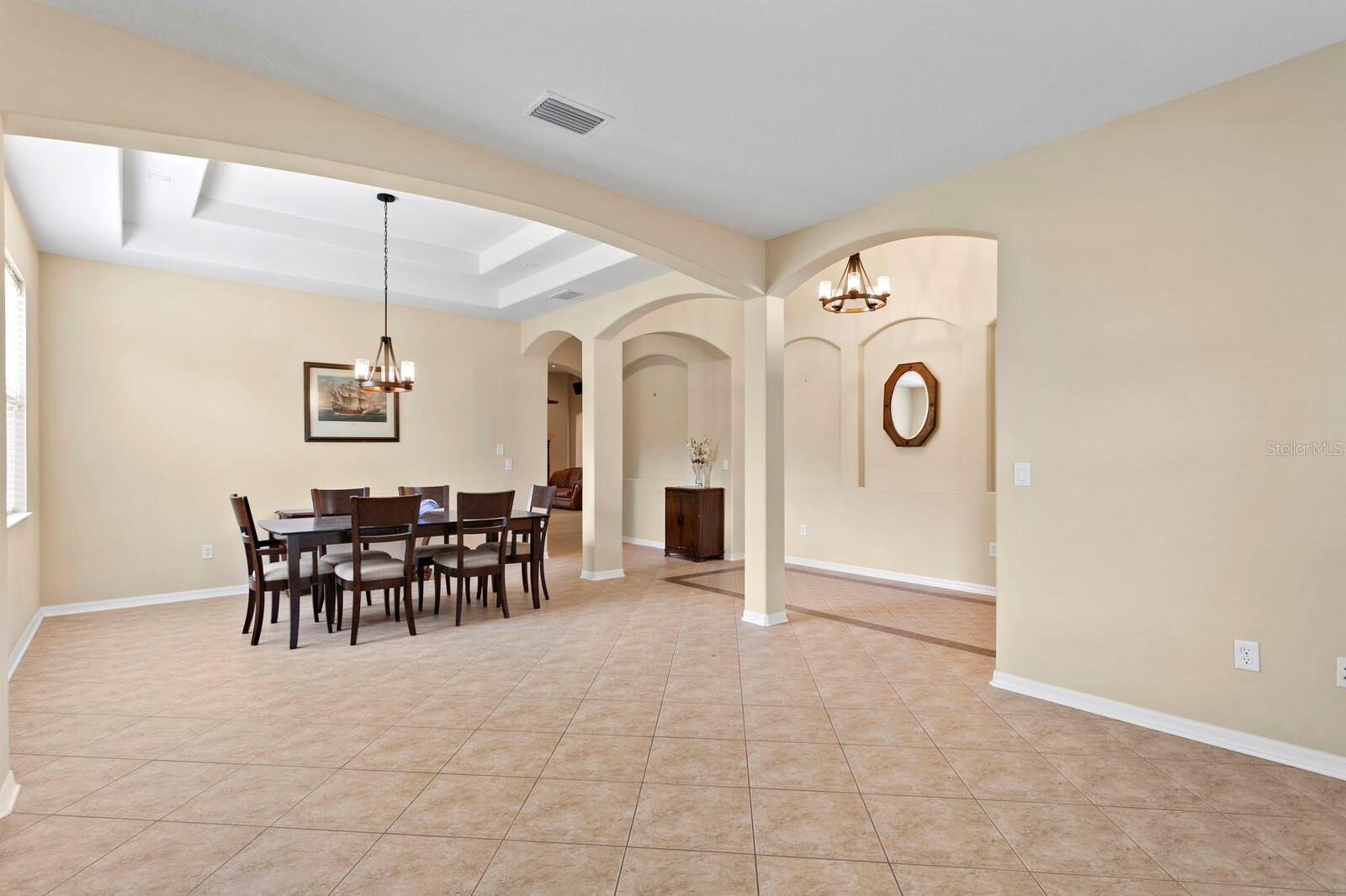 3320 MAJESTIC VIEW DR