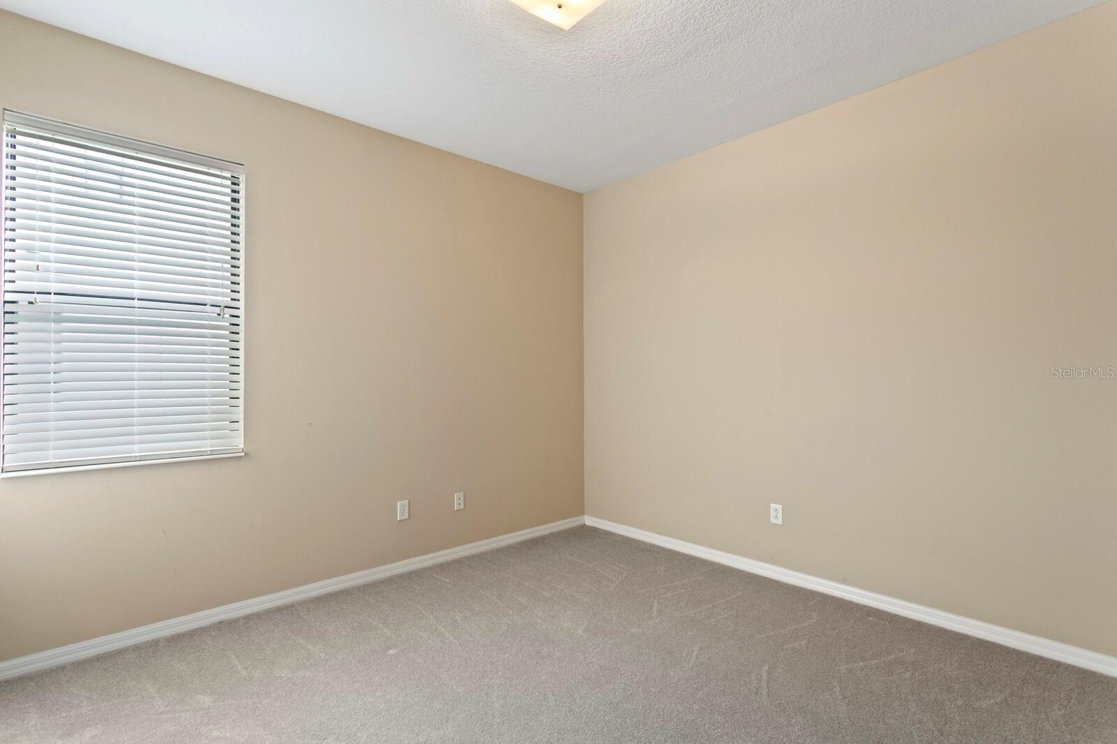 3320 MAJESTIC VIEW DR