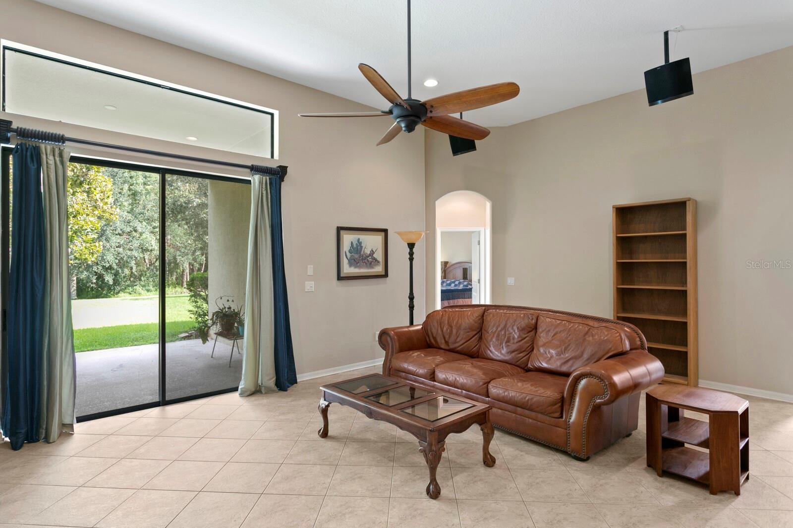 3320 MAJESTIC VIEW DR