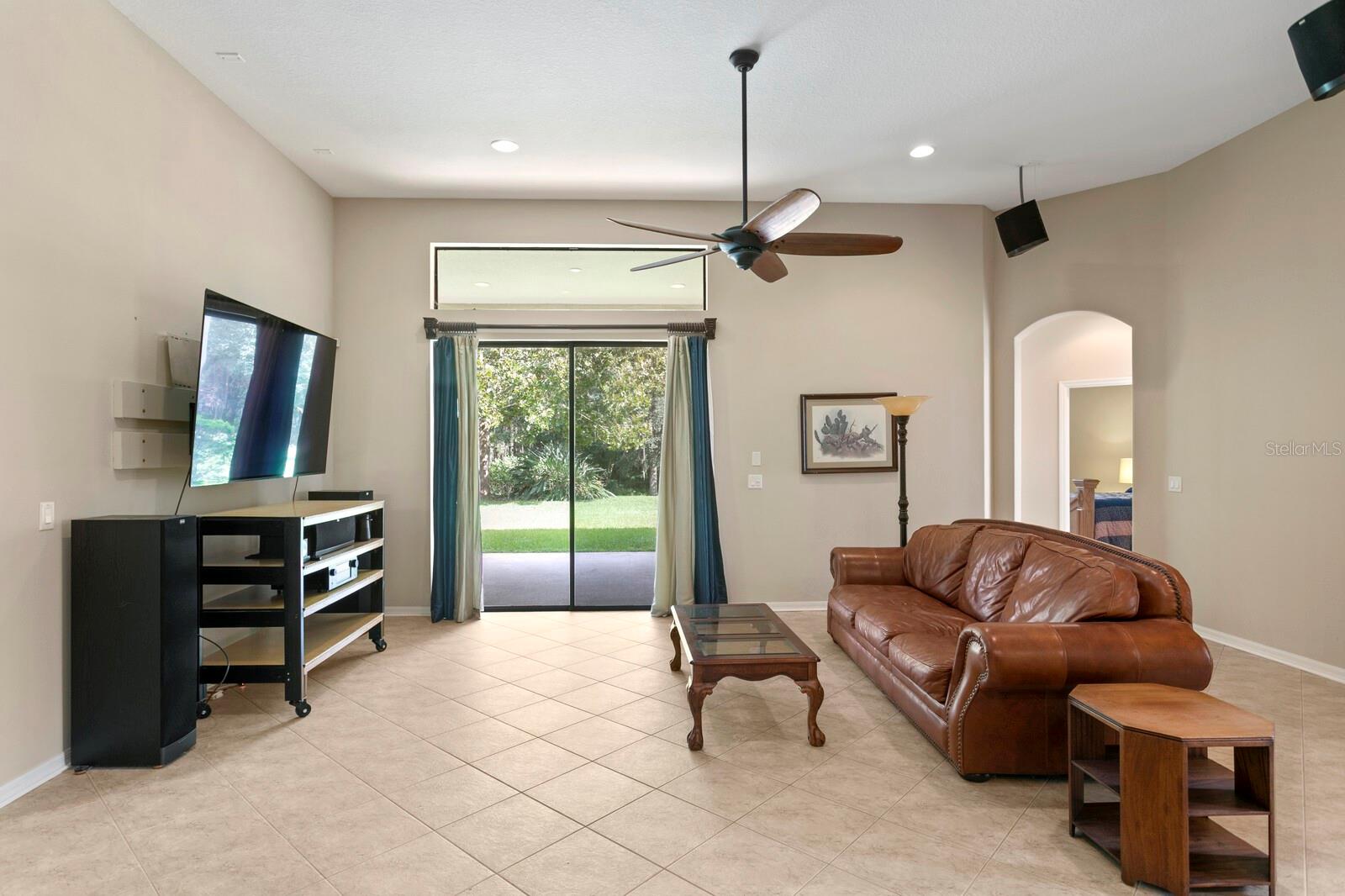 3320 MAJESTIC VIEW DR