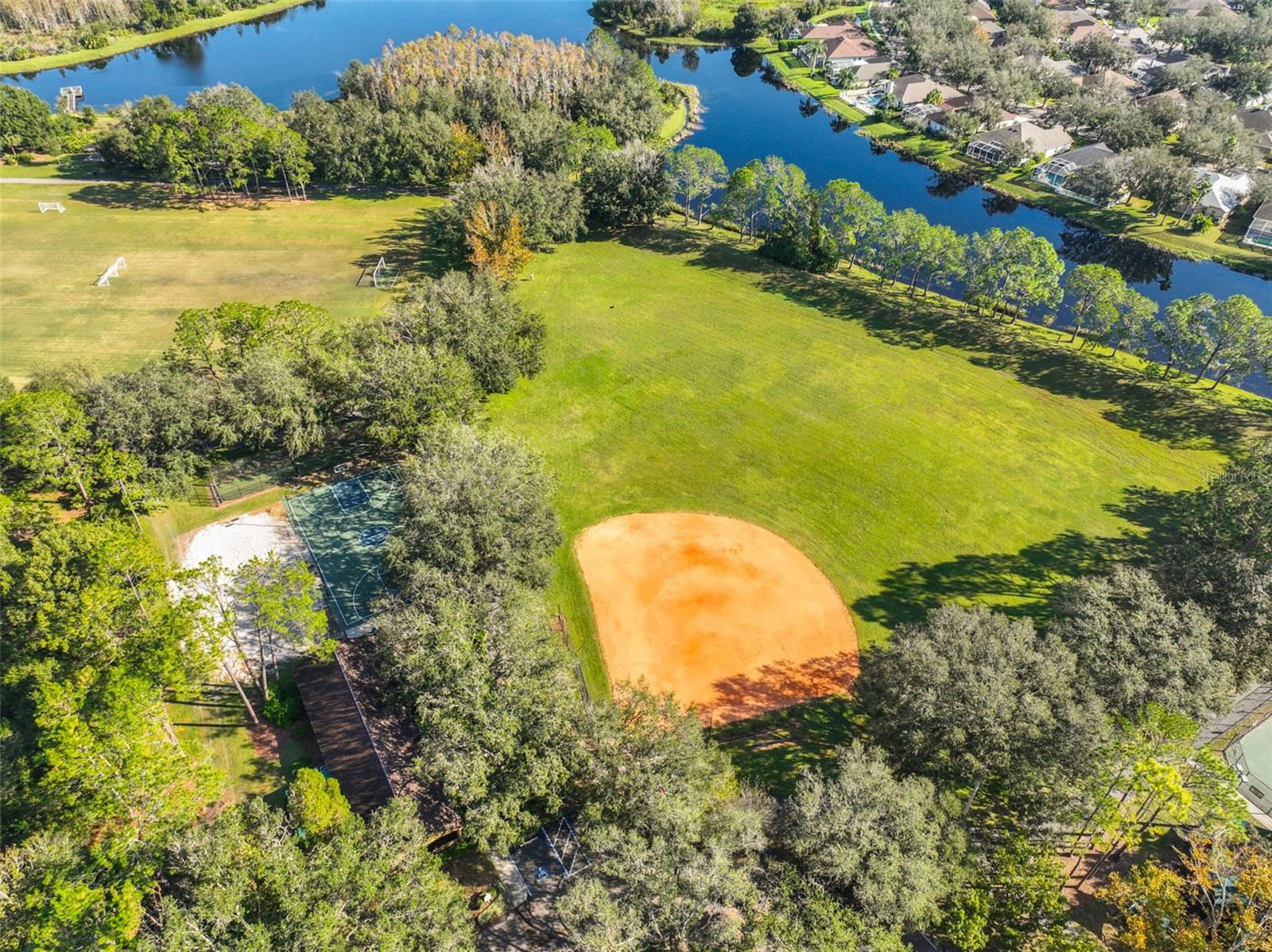 9309 HAMPSHIRE PARK DR