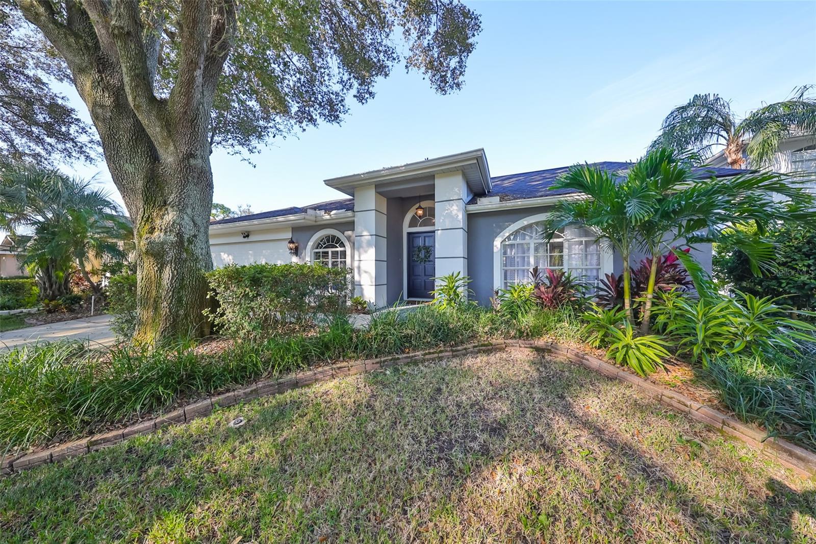 9309 HAMPSHIRE PARK DR