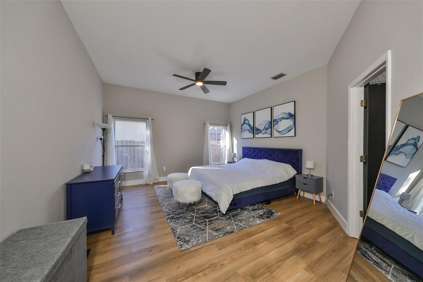 9309 HAMPSHIRE PARK DR