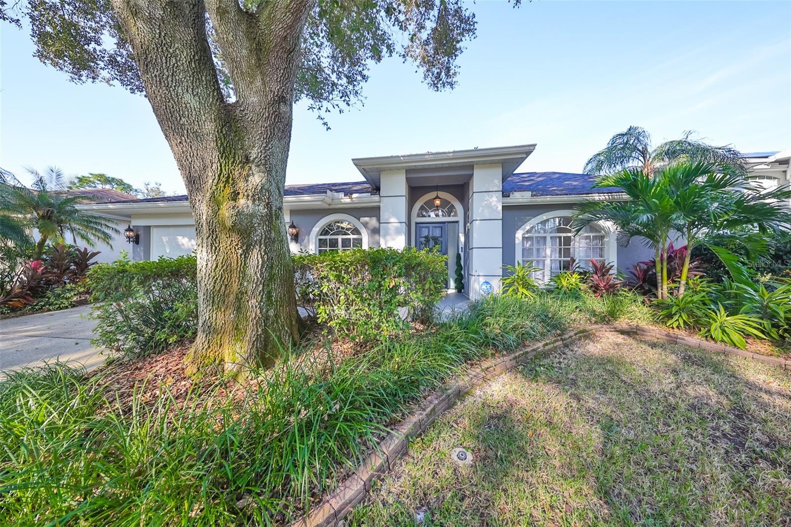 9309 HAMPSHIRE PARK DR