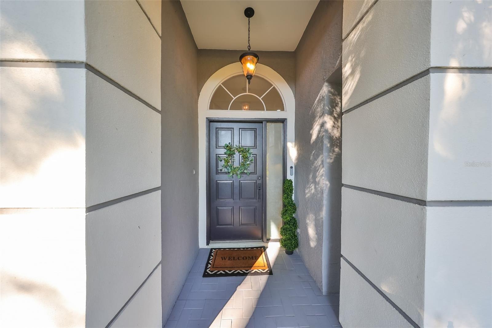 9309 HAMPSHIRE PARK DR