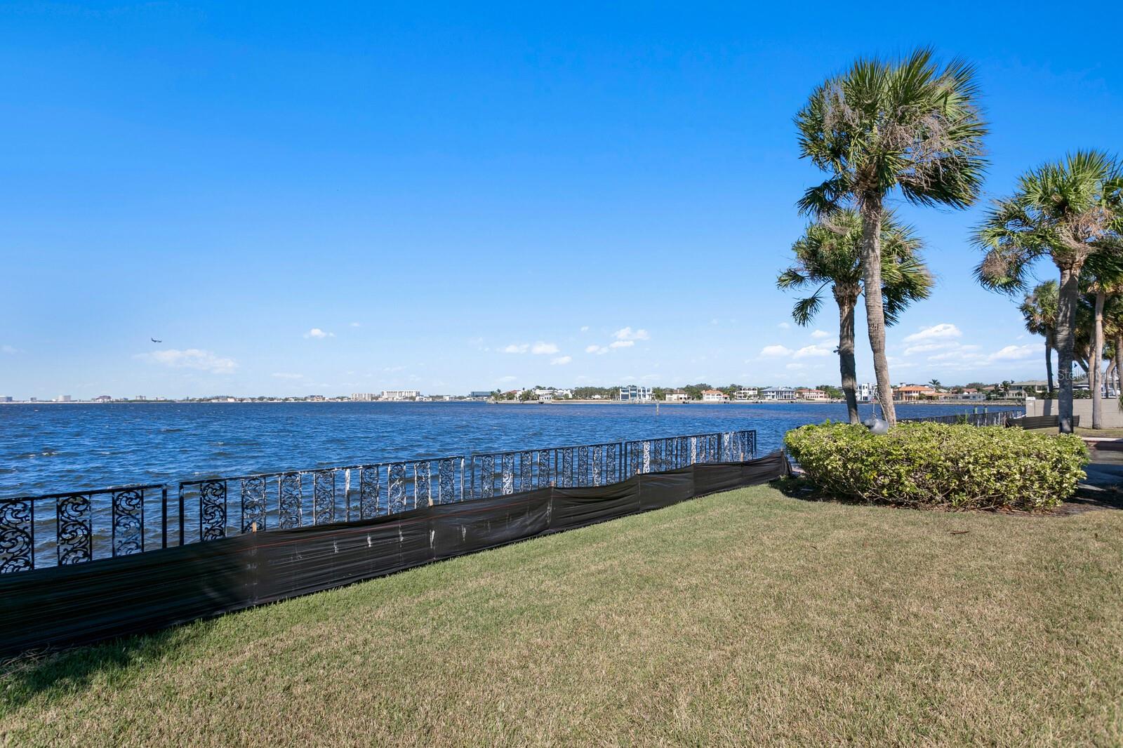 5033 W SAN MIGUEL ST