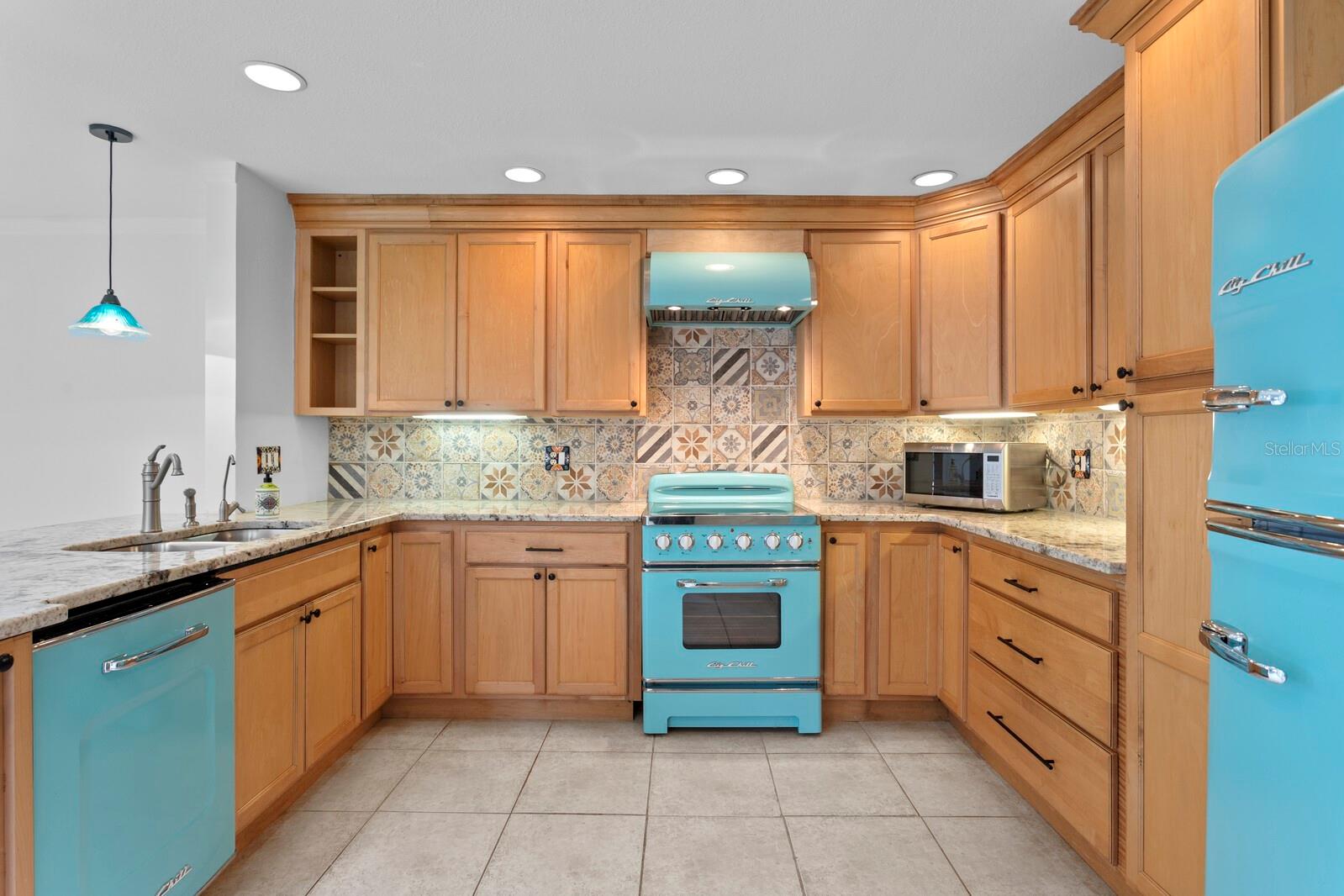 11407 ROBLES DEL RIO PL