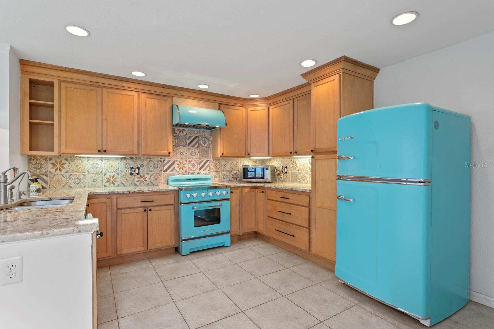 11407 ROBLES DEL RIO PL