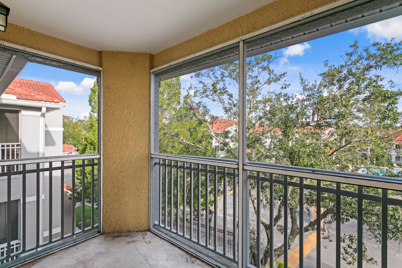 18001 RICHMOND PLACE DR #734