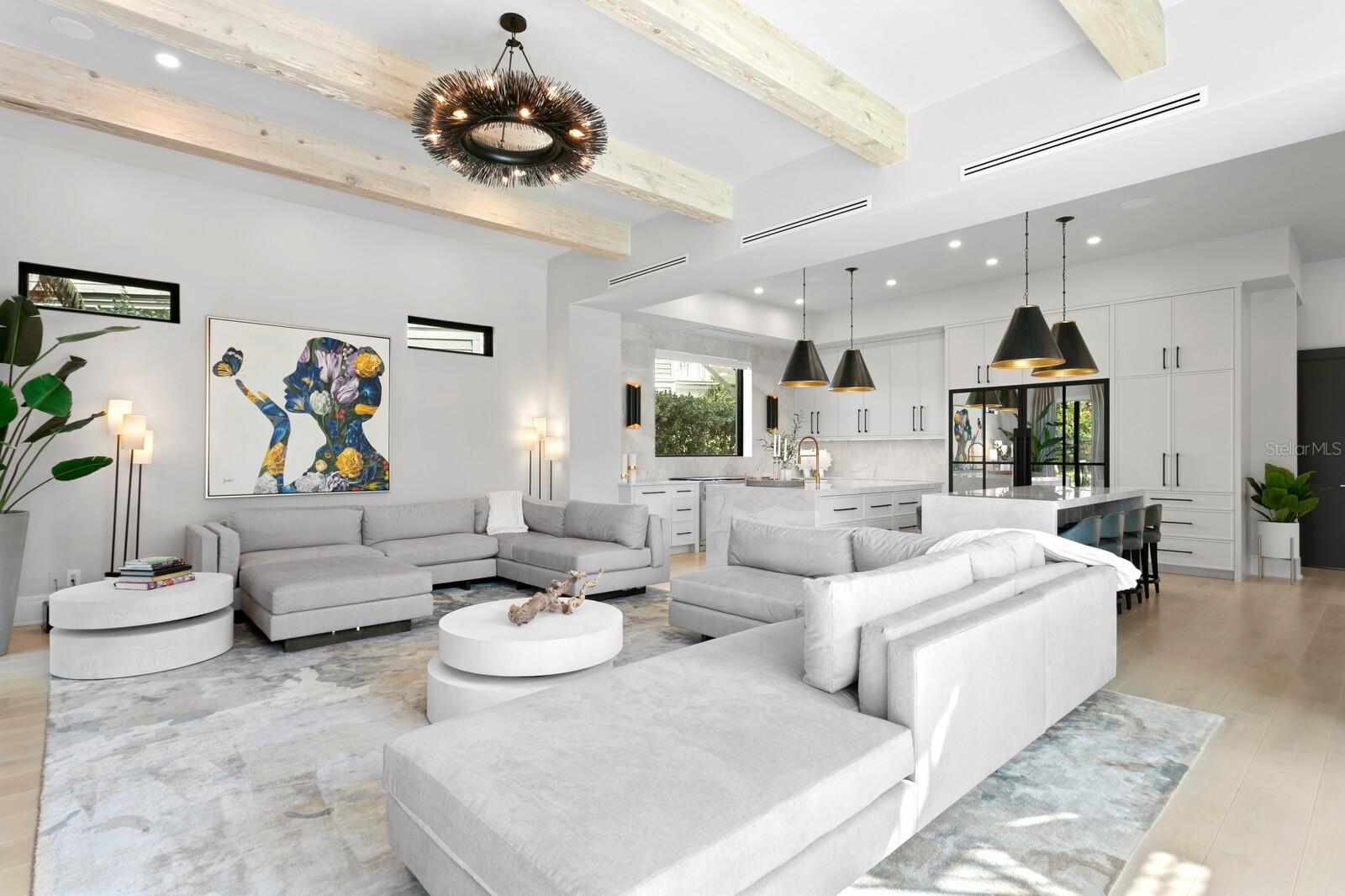 36 W SPANISH MAIN ST