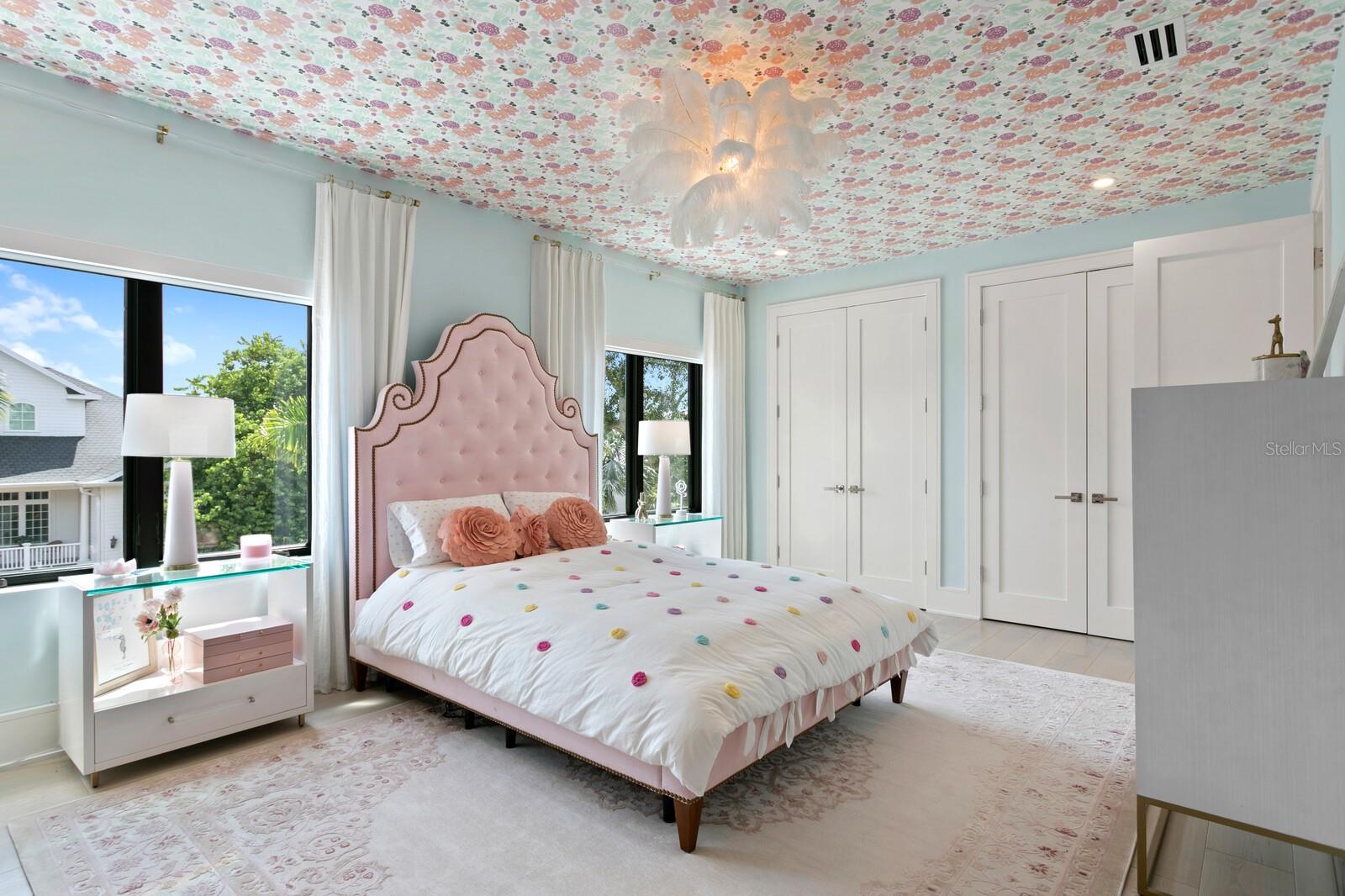 36 W SPANISH MAIN ST