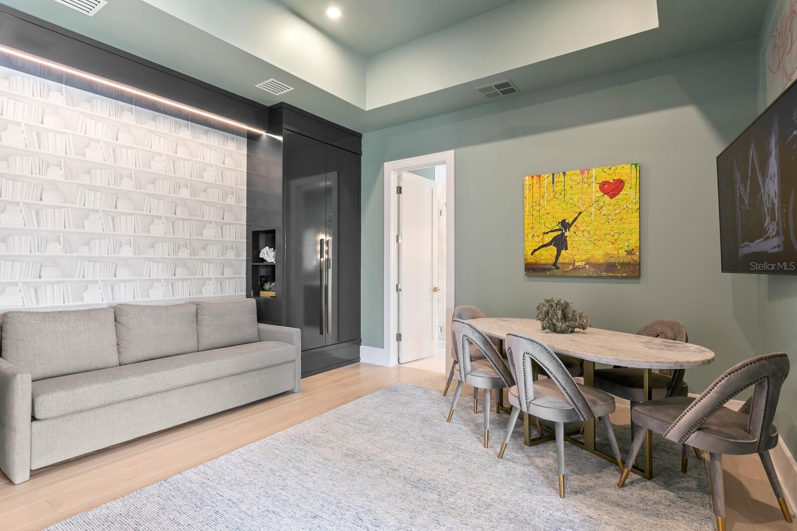 36 W SPANISH MAIN ST