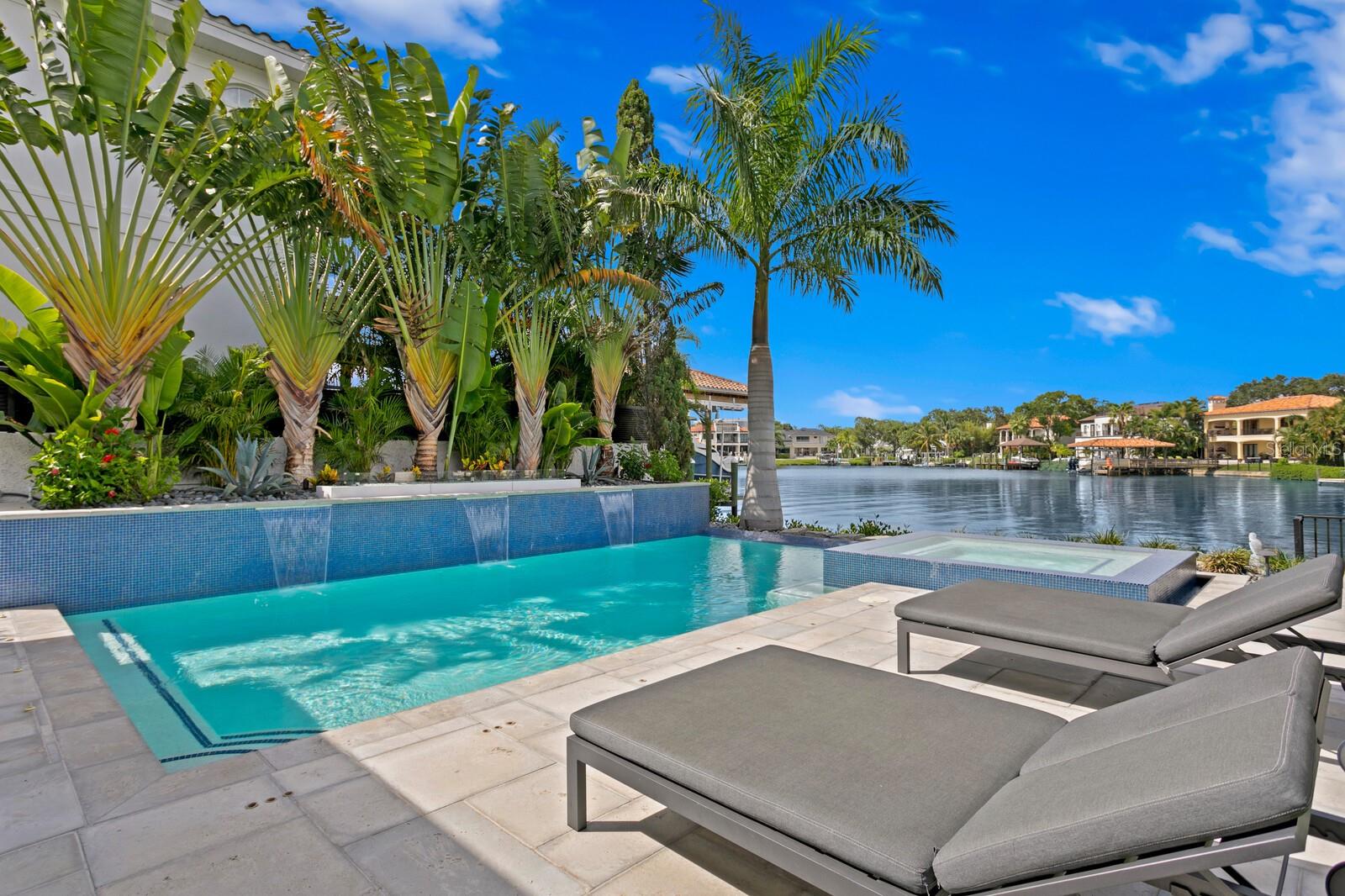 36 W SPANISH MAIN ST