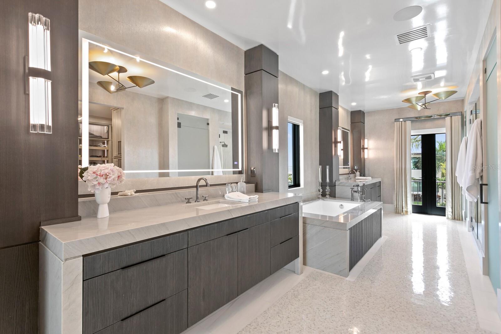 36 W SPANISH MAIN ST