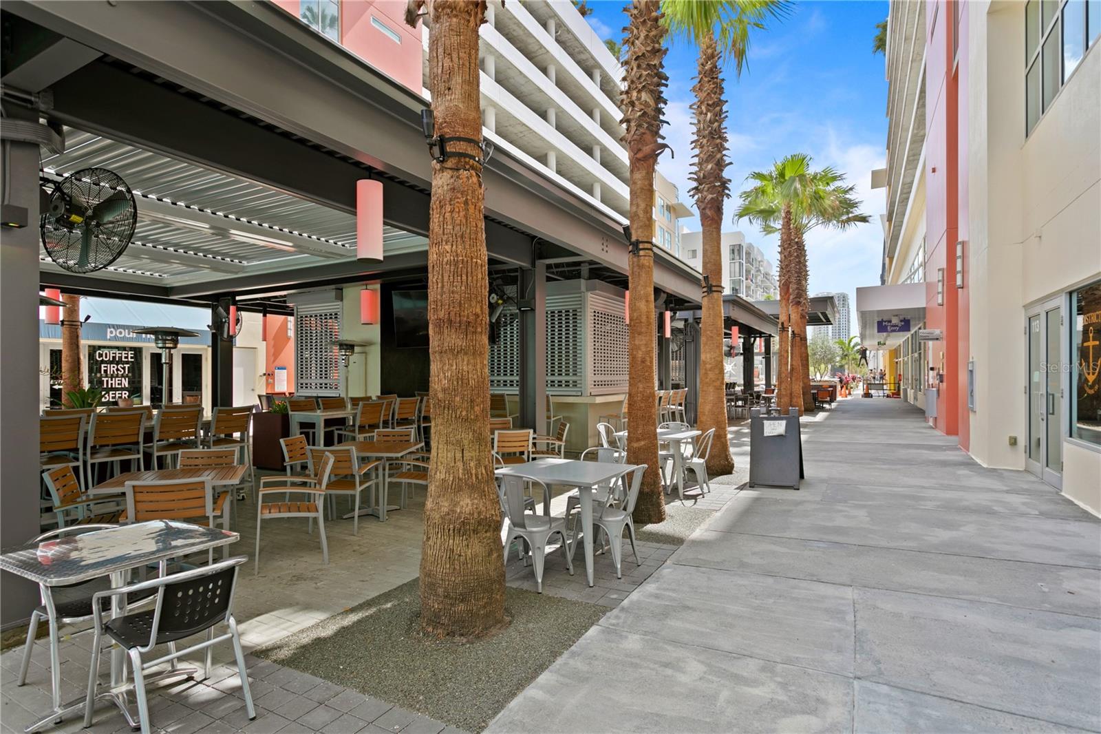 1120 E KENNEDY BLVD #1210