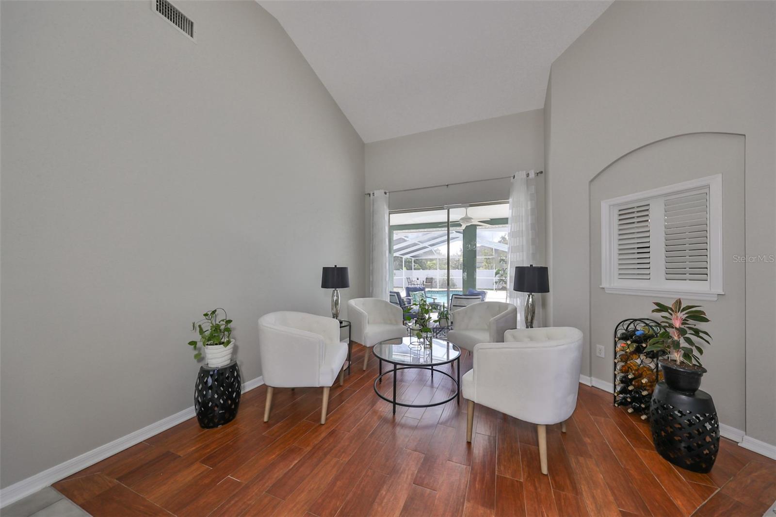 12021 RUNNING FOX CIR