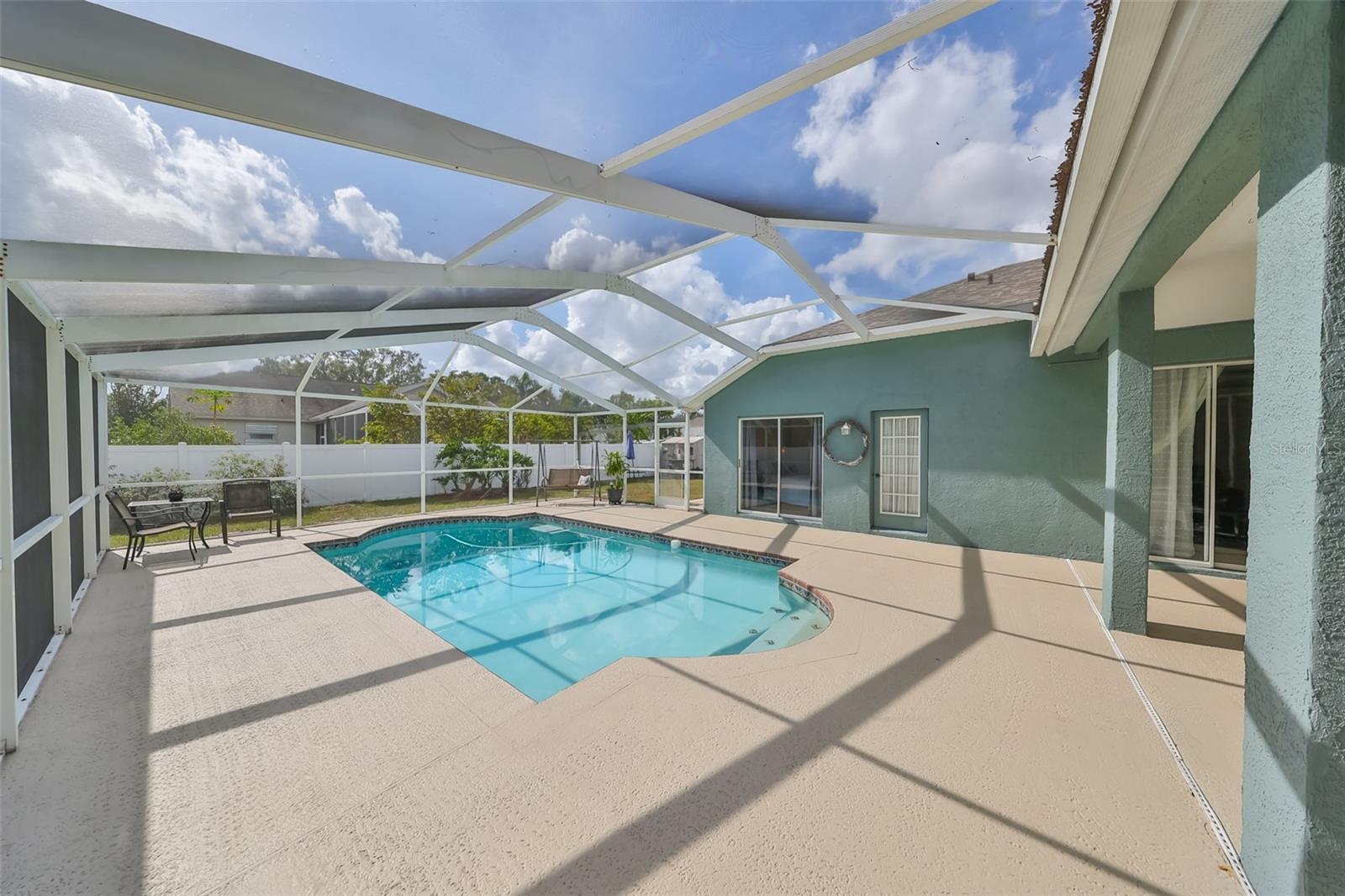 12021 RUNNING FOX CIR