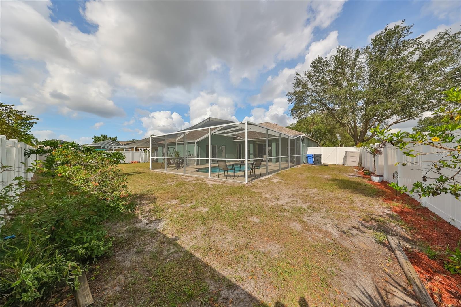 12021 RUNNING FOX CIR