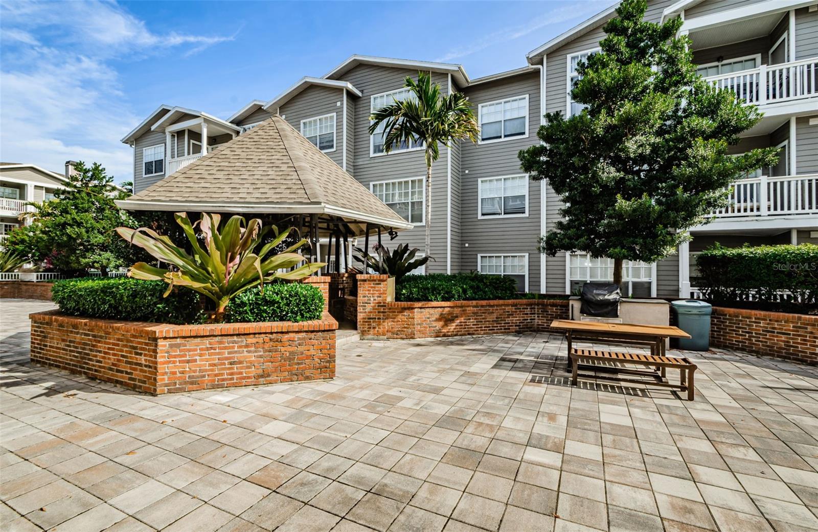 800 S DAKOTA AVE #318