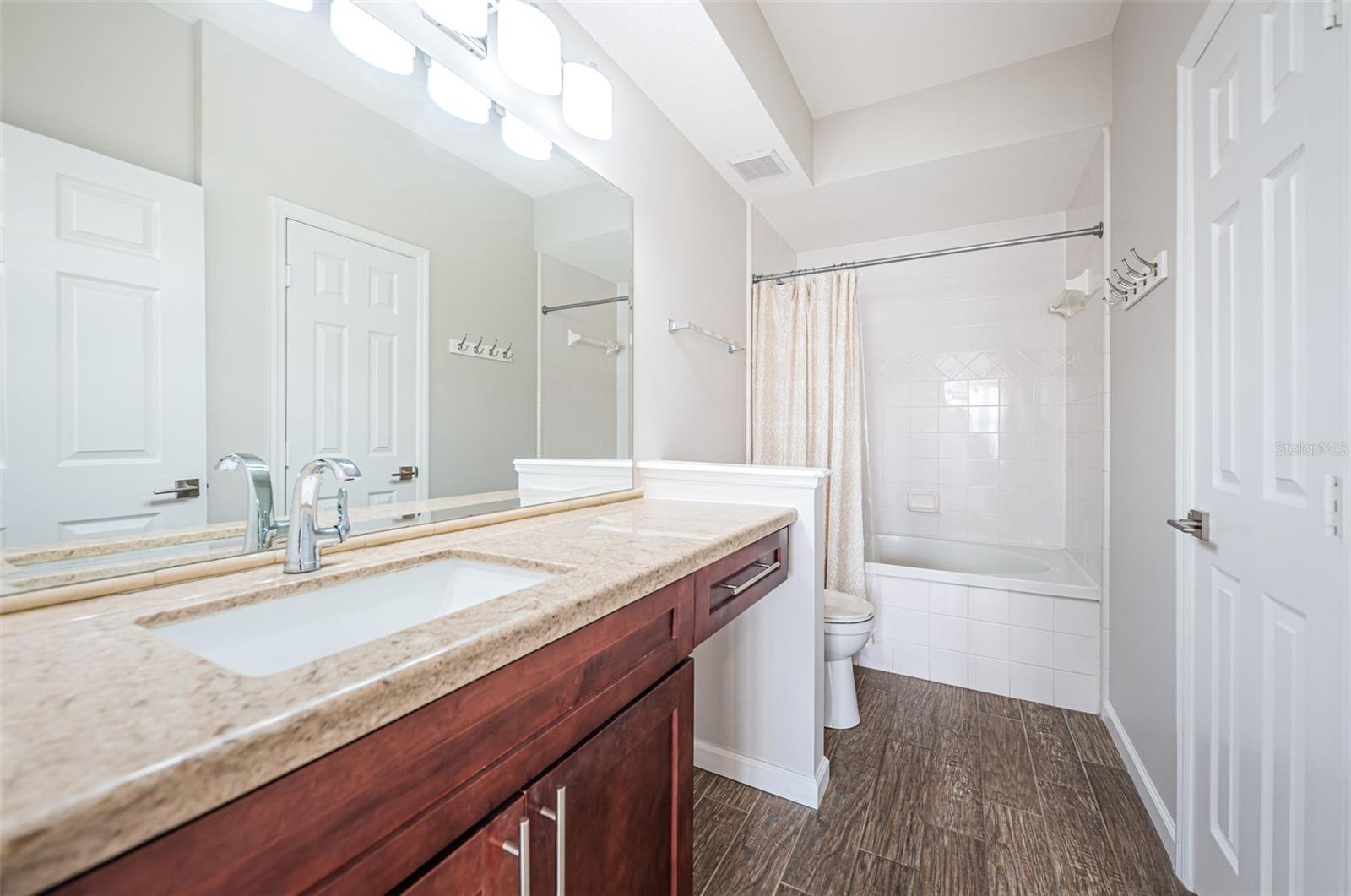 800 S DAKOTA AVE #318