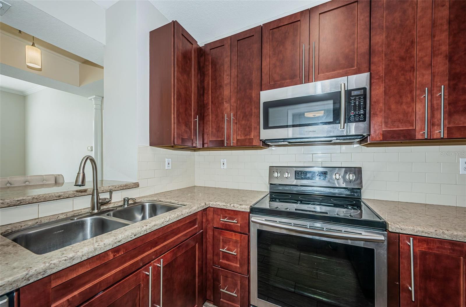 800 S DAKOTA AVE #318