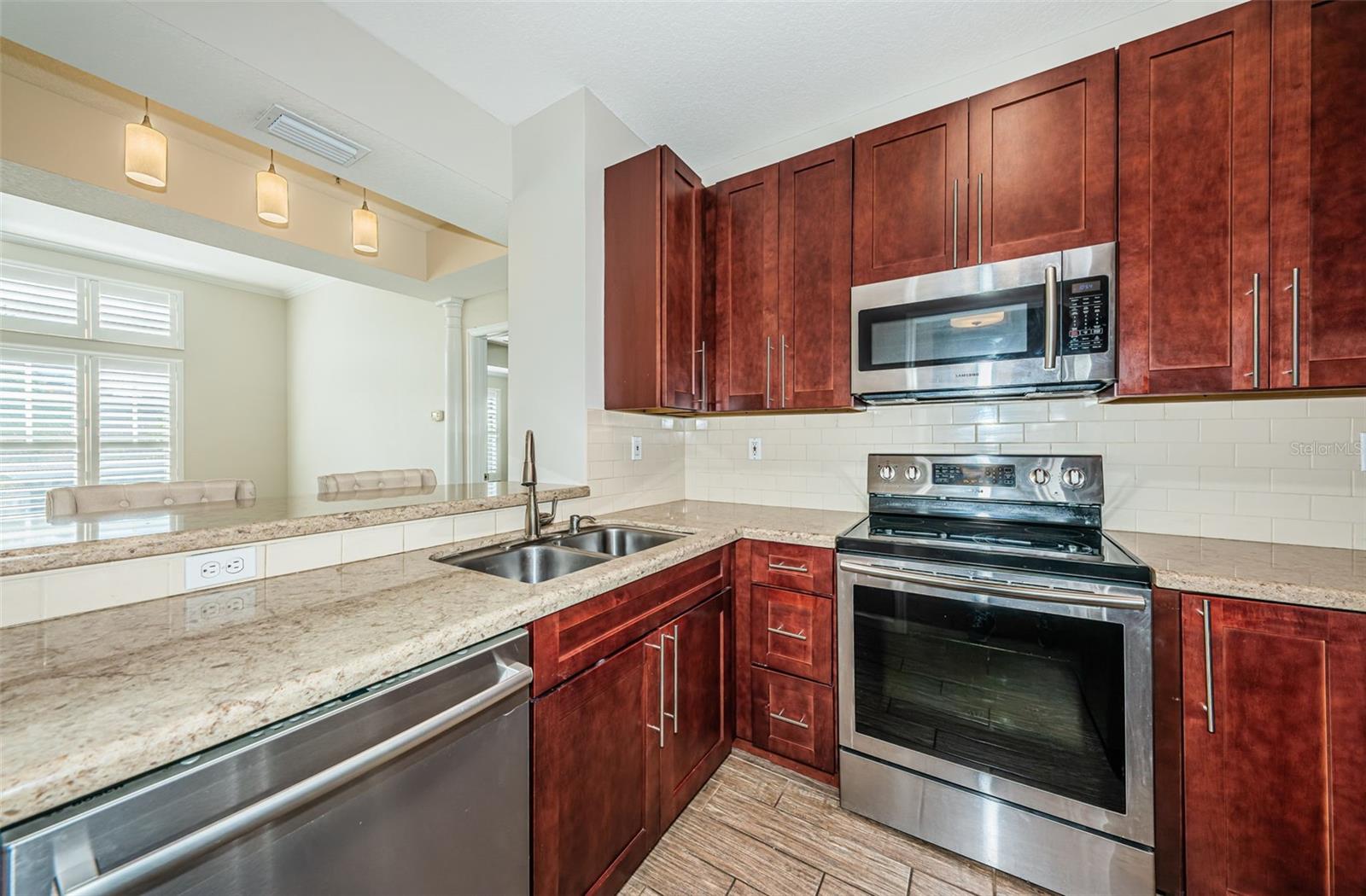 800 S DAKOTA AVE #318