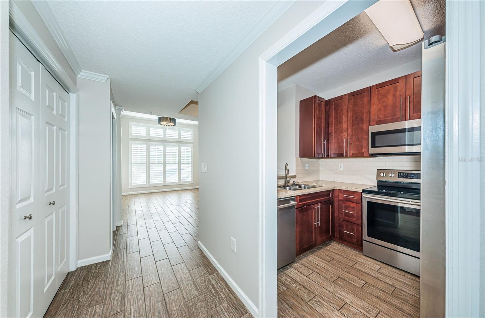 800 S DAKOTA AVE #318