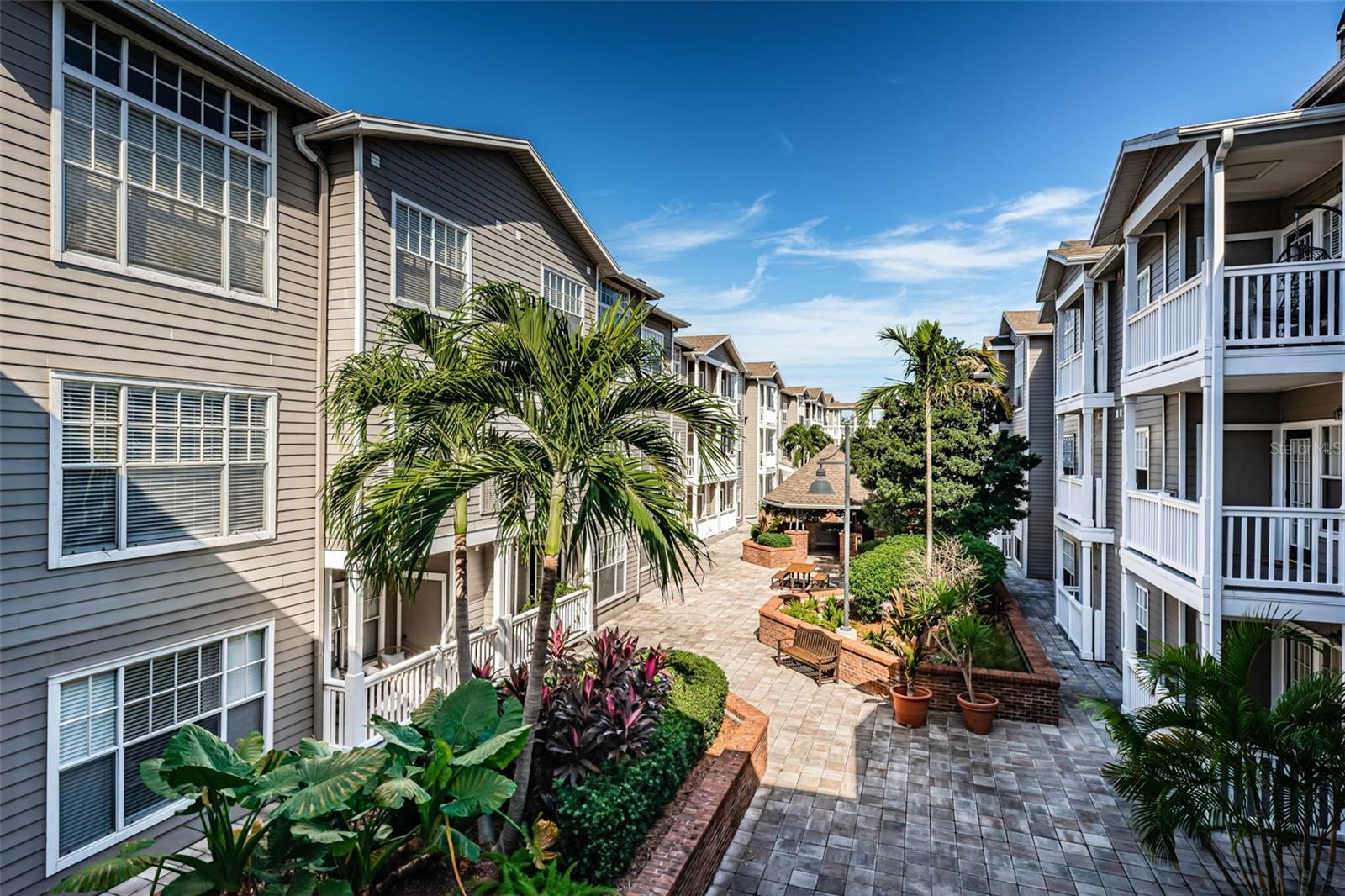 800 S DAKOTA AVE #318