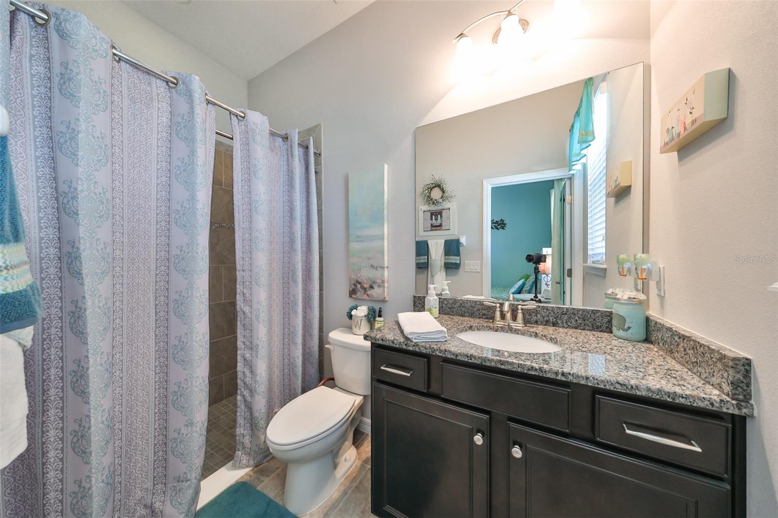 10401 RIVERDALE RISE DR