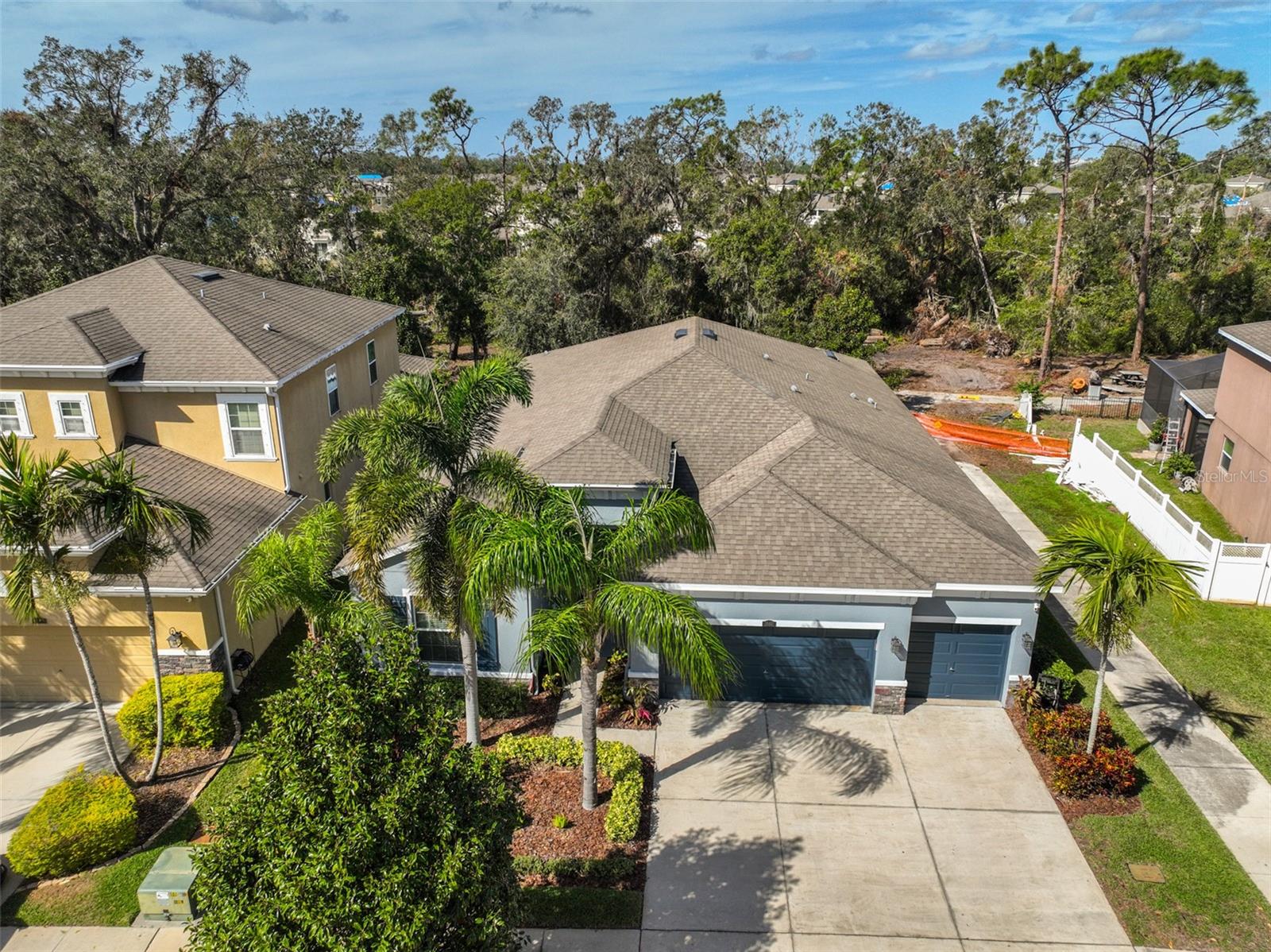 10401 RIVERDALE RISE DR